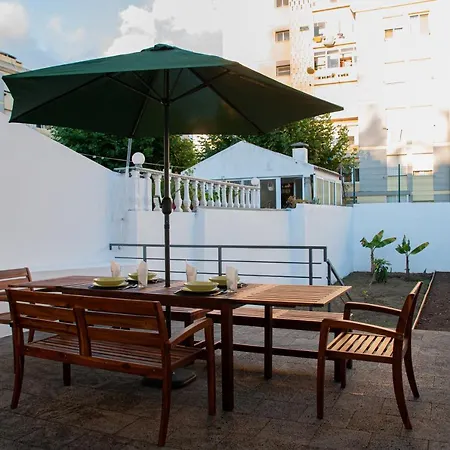 Willa Sailorman And Friends Ponta Delgada