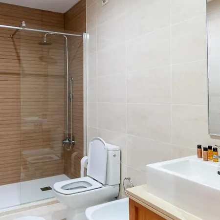 Sailorman And Friends וילה