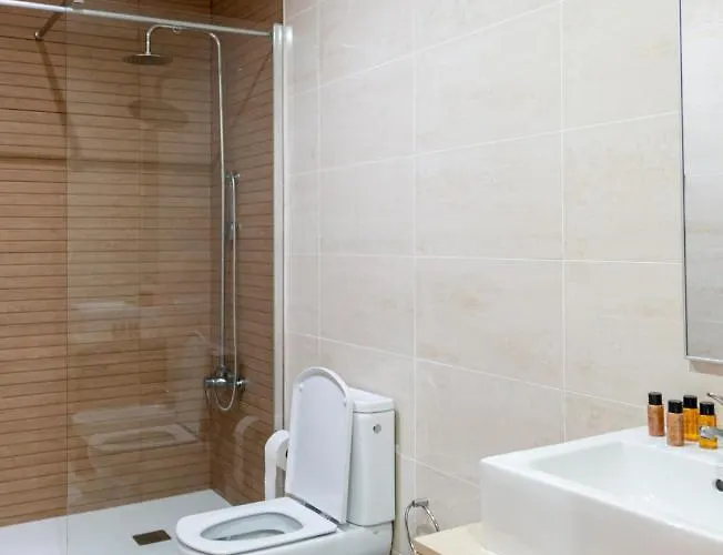 Sailorman And Friends Villa